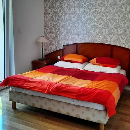 Central Room Hotel