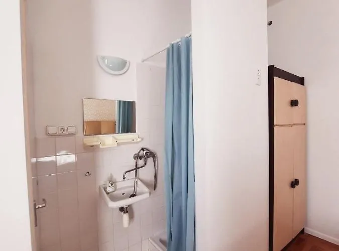 Hotel Central Room 2*